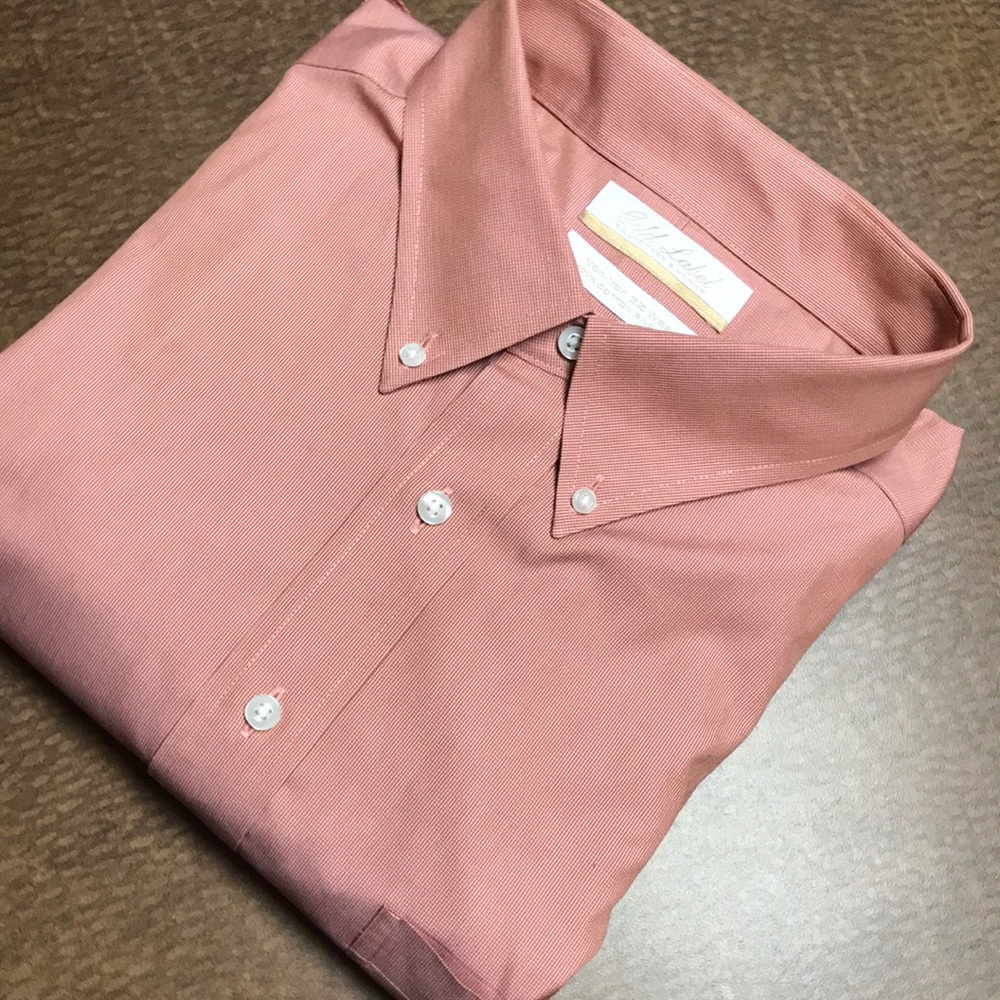 NWT Men’s Long Sleeve Dress shirt. Neck size 18.